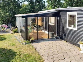 4 person holiday home in Alling bro, Allingåbro